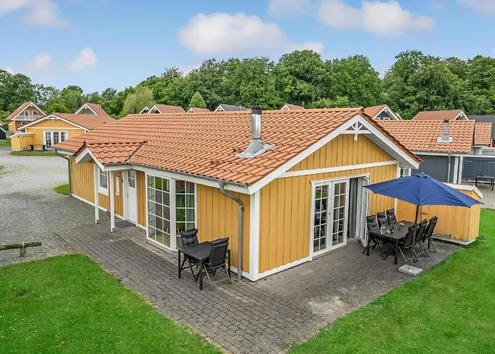 Marina Fiskenaes Feriehus *